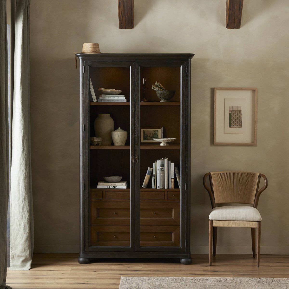CABINETS & SHELVING