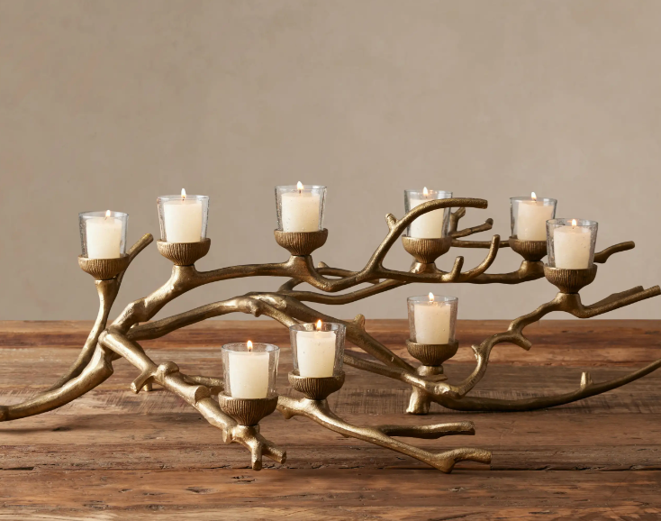 CANDLEHOLDERS & CANDLESTICKS