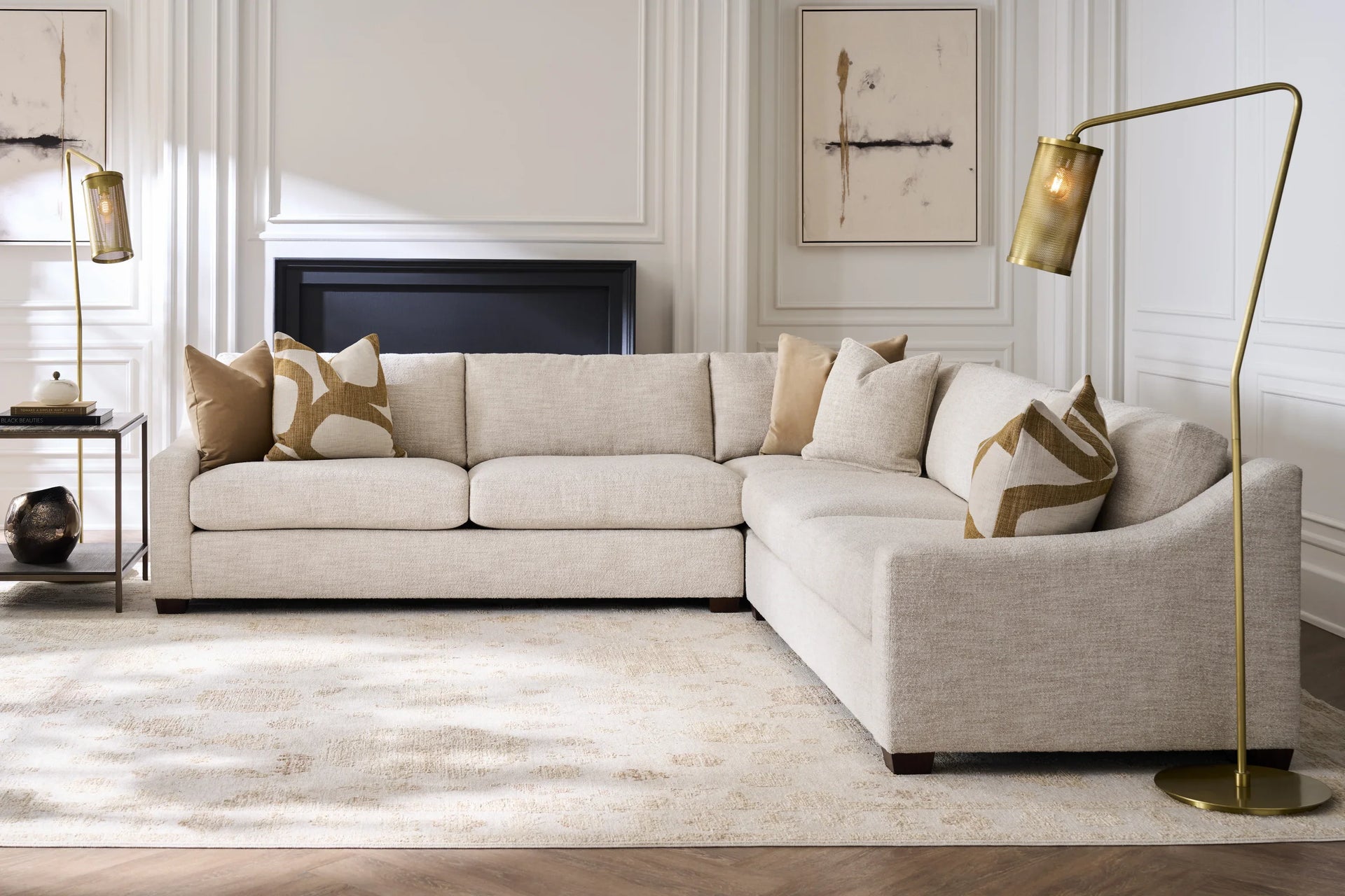 SOFAS & SECTIONALS