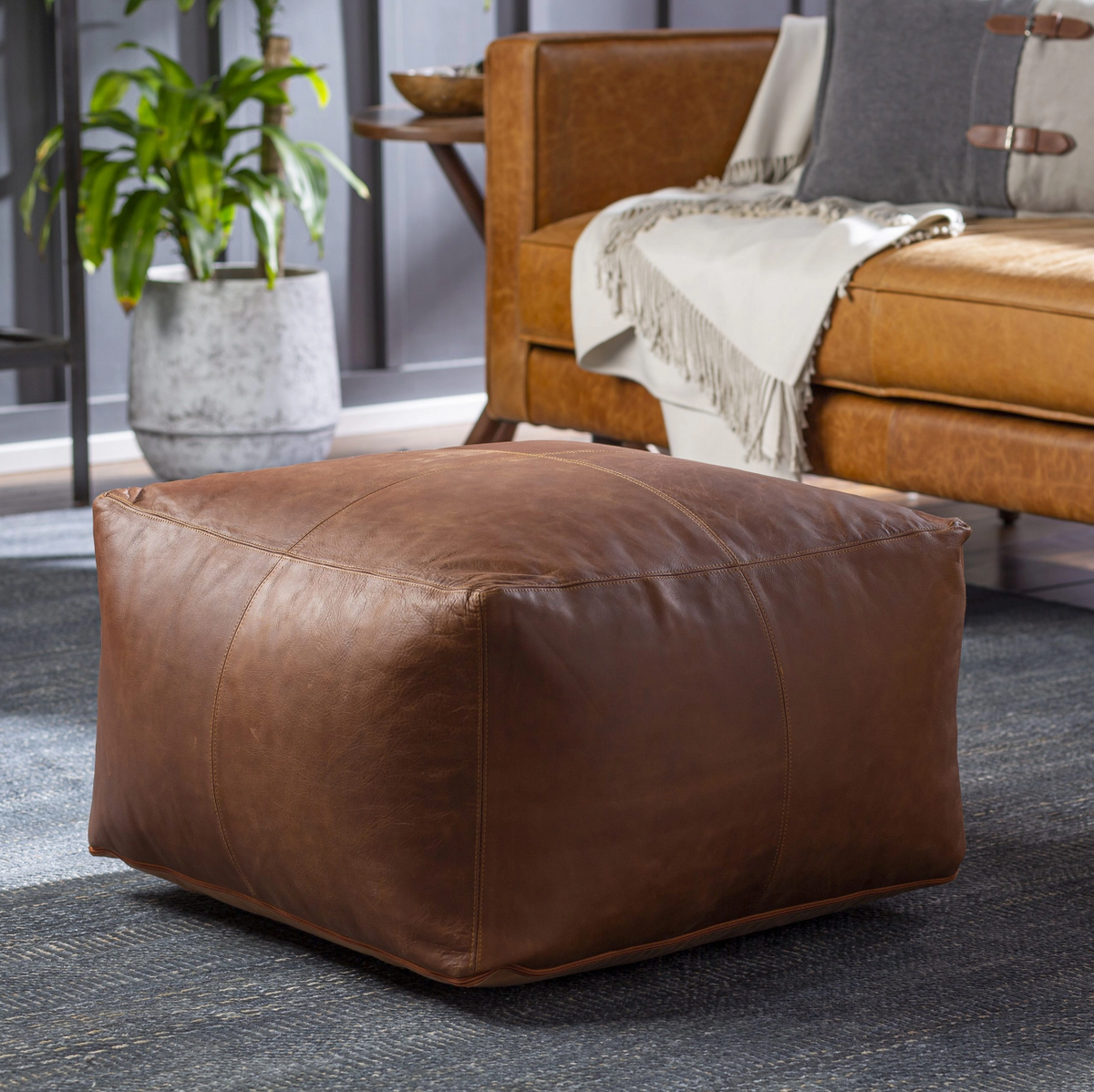 OTTOMANS & POUFS