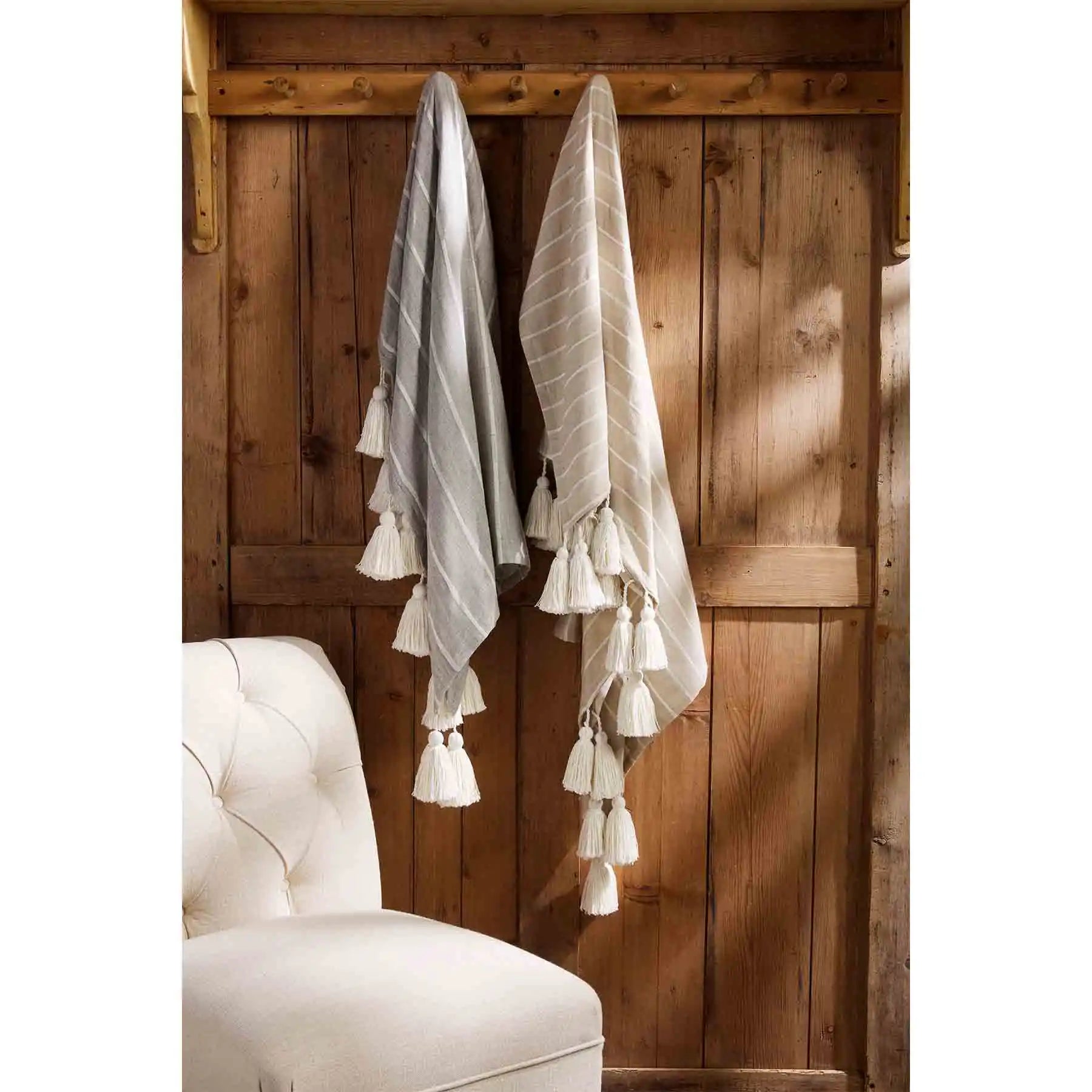 GRAY STRIPE TASSEL THROW