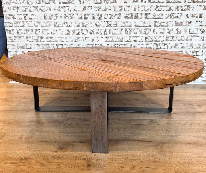 Sam Cocktail Table