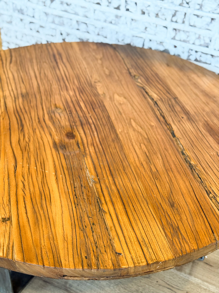 Sam Cocktail Table