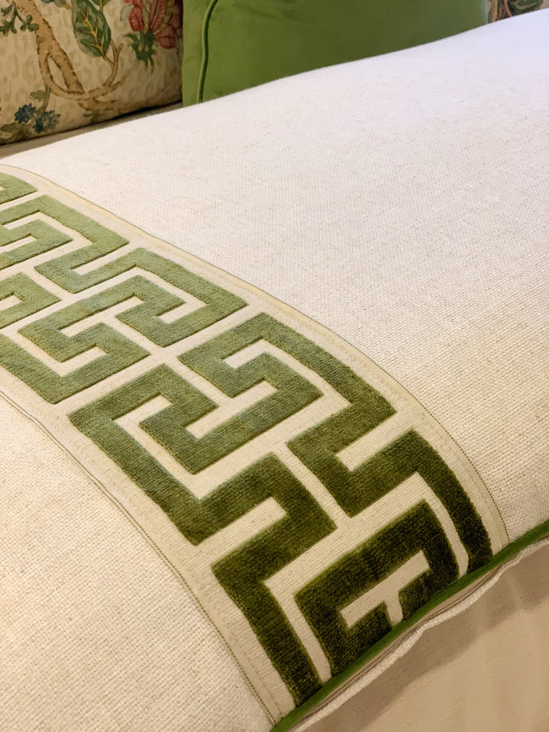 Green Linen Bed Scarf with Spa Tape
