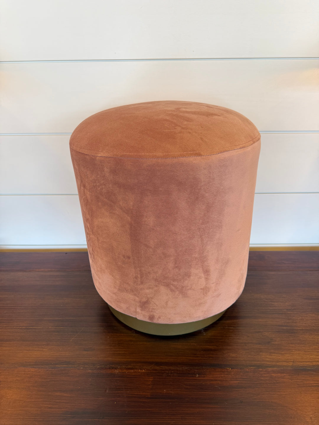 Roxeanne Ottoman