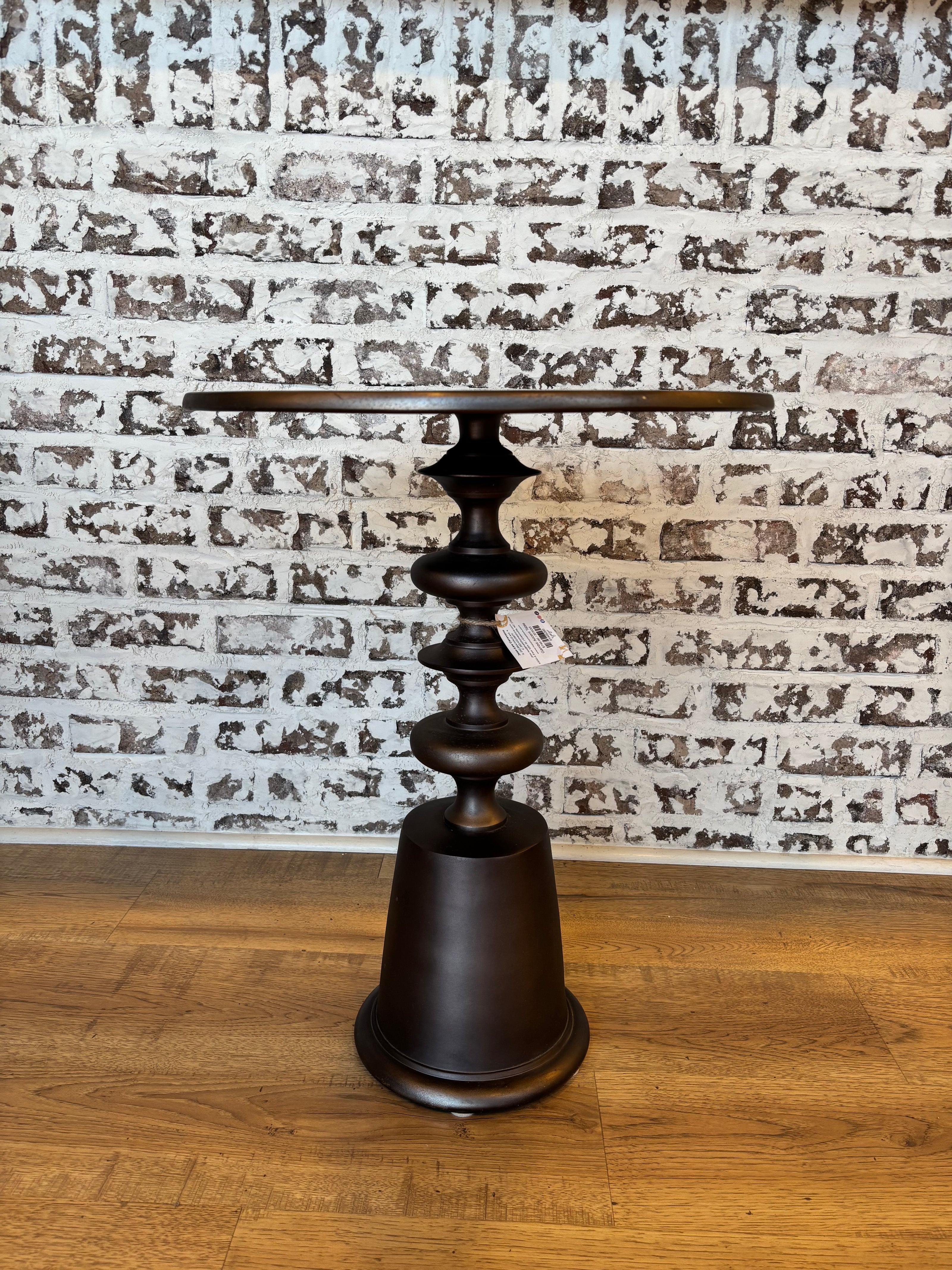 Gambit Accent Table
