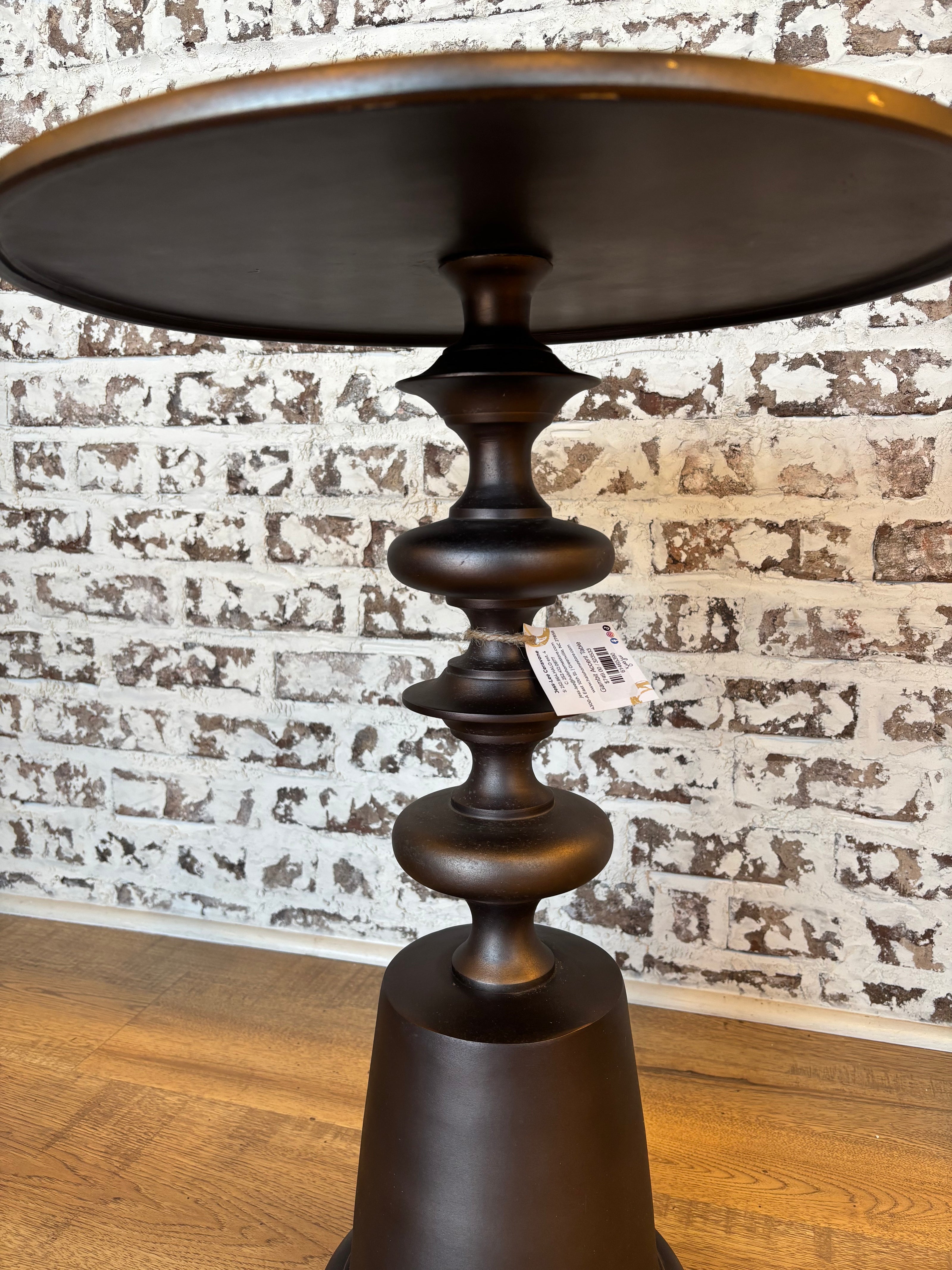 Gambit Accent Table