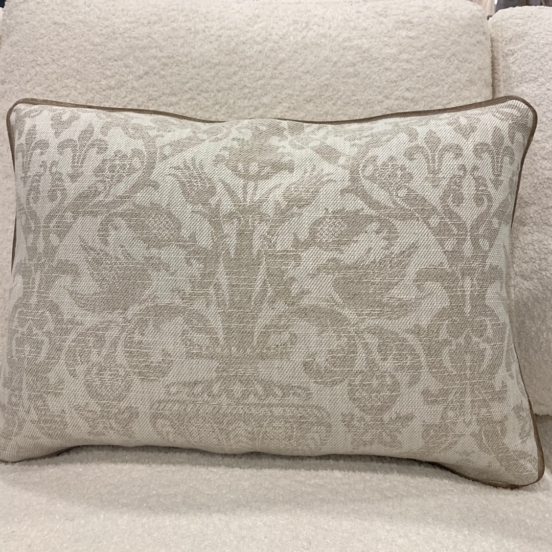 Pillow Neil