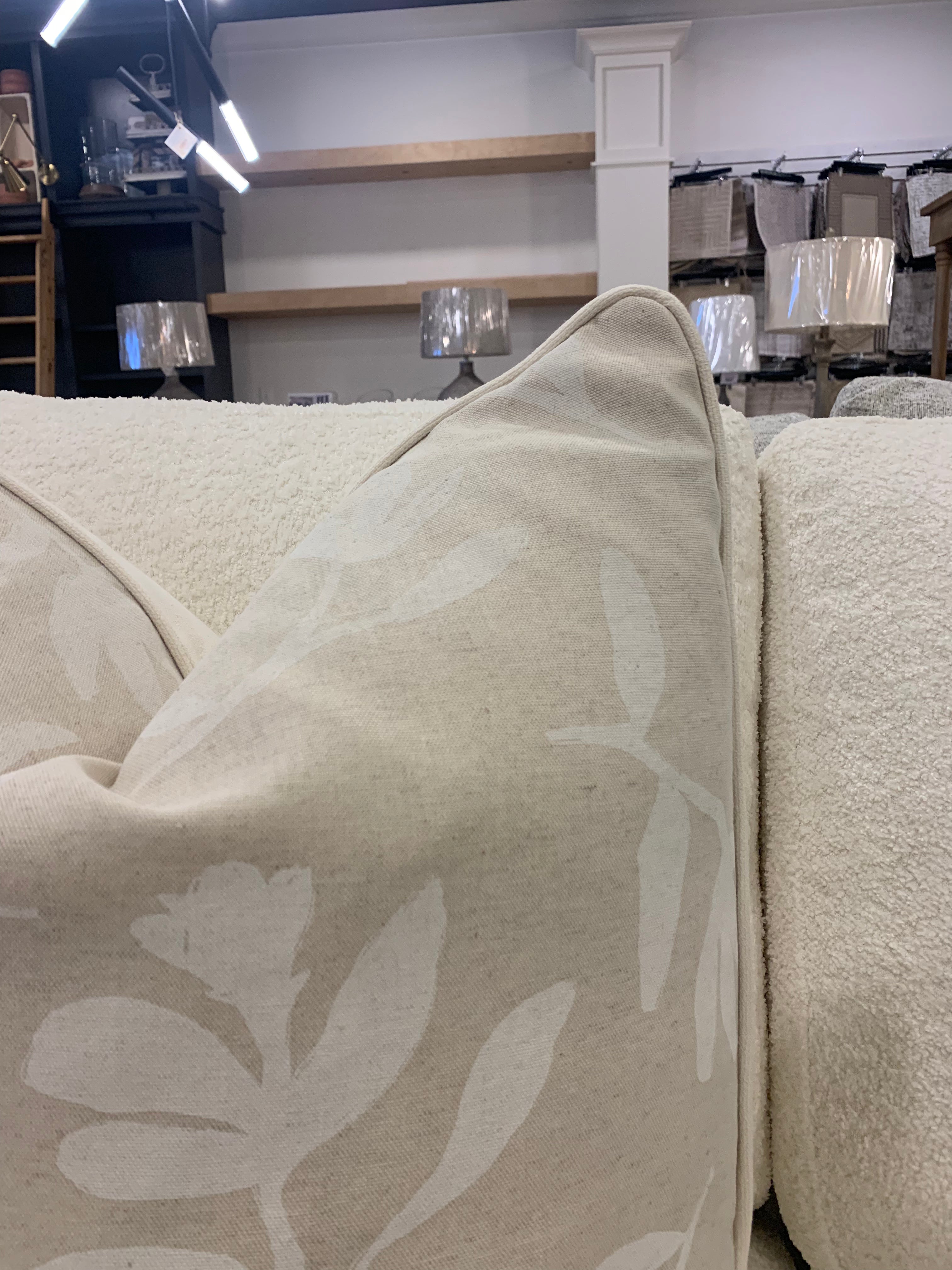 Pillow Madeleine