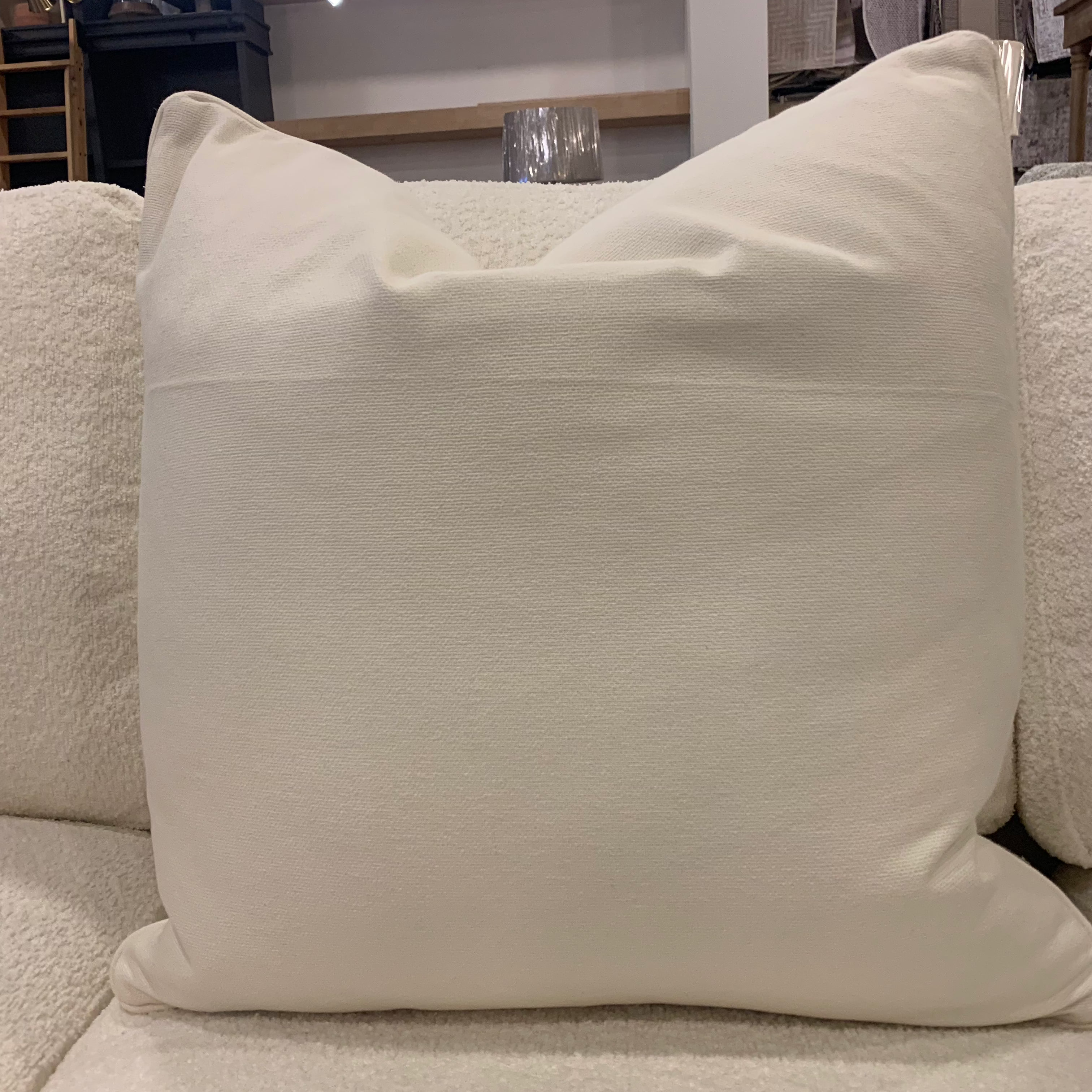Pillow Madeleine