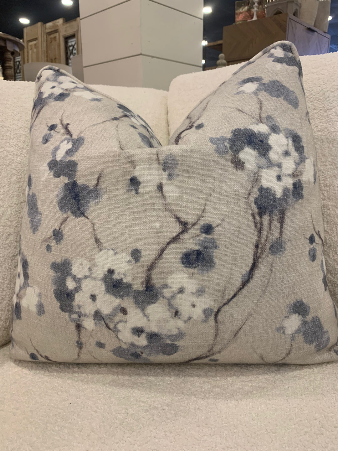 Pillow Skylar
