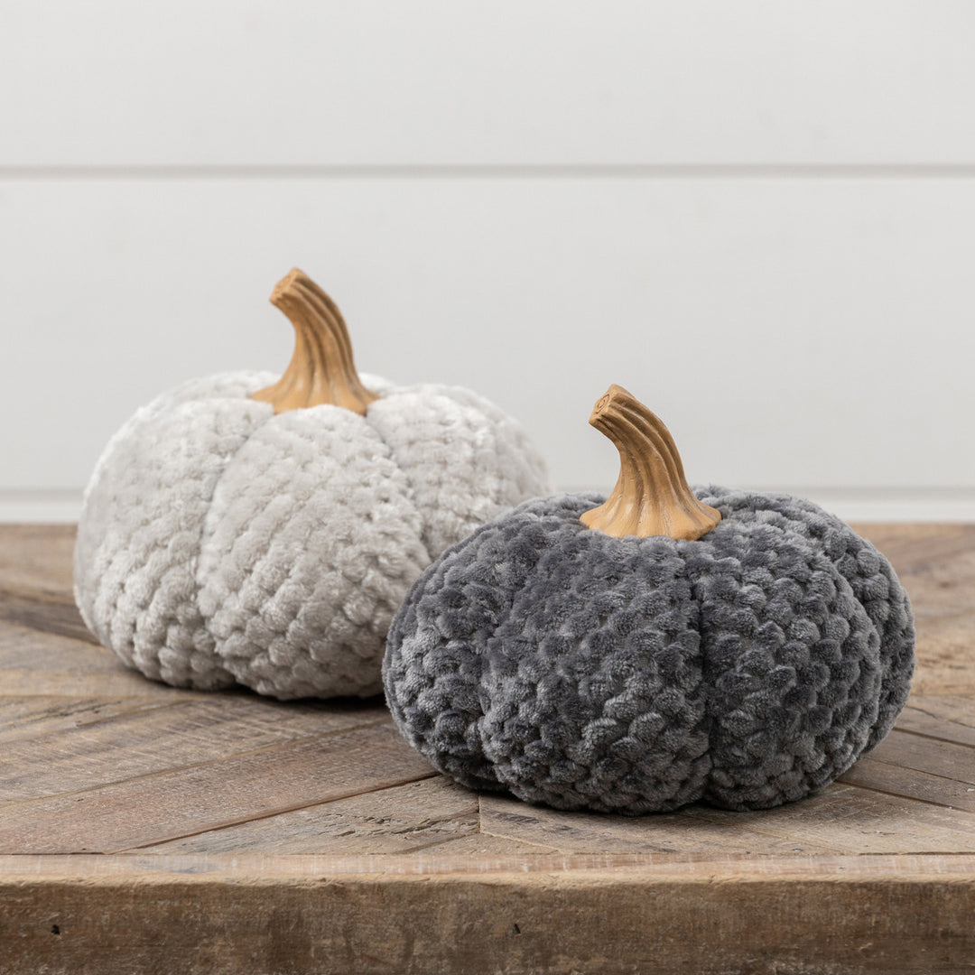 6" FUZZY PUMPKINS