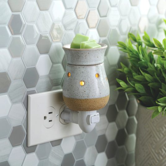 Fragrance Warmer Rustic White Pluggable