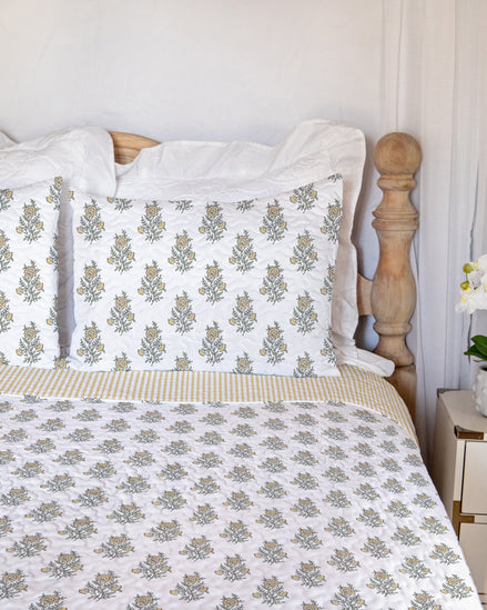 Claire Yellow Quilt Set