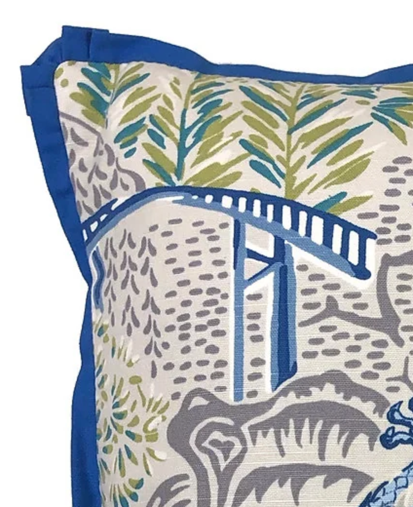 YIP COBALT W/CUPCAKE FLANGE PILLOW