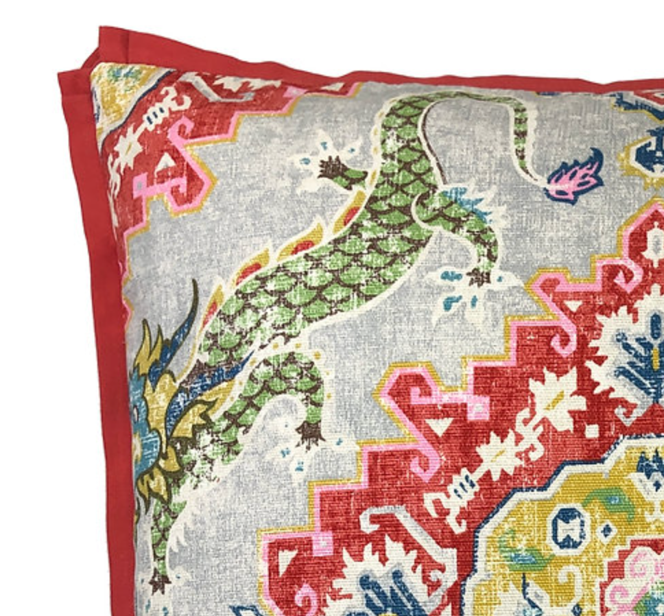 MYTH & MEDALLION APPLE BLOSSOM W/CUPCAKE FLANGE PILLOW