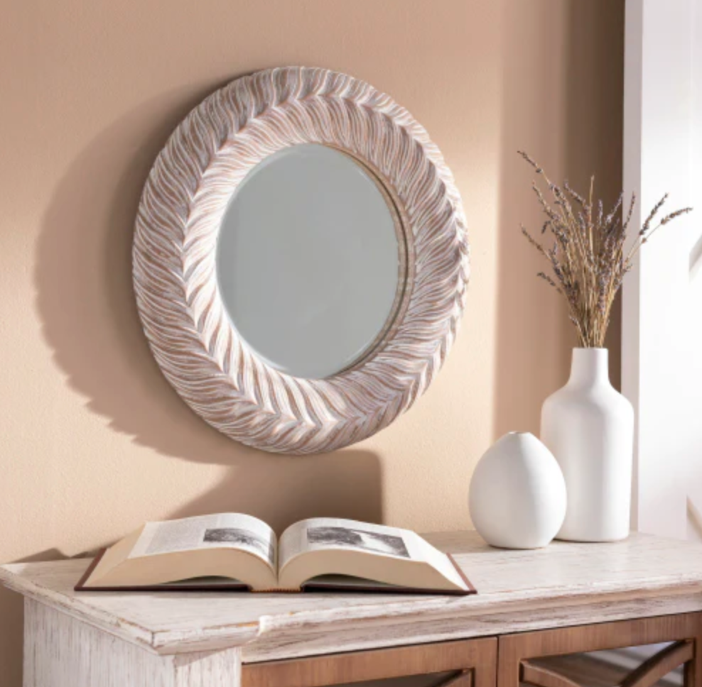 Mirror Tanu Tan 
SU