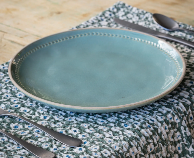 Isa Dining Collection