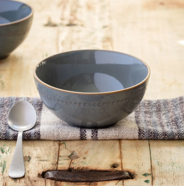 Isa Dining Collection