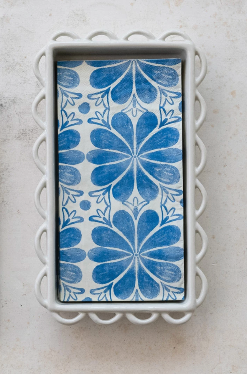 Decorative Scalloped Napkin Holder