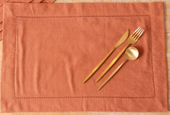 Stonewashed Linen Placemat in Rust