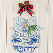 Chinoiserie Winder Wonderland Ornament Door Hanger