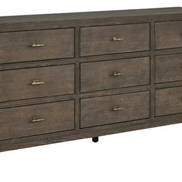 Carina Dresser