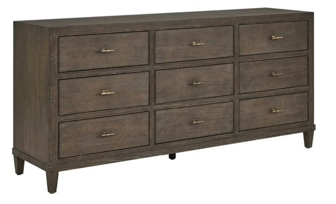 Carina Dresser