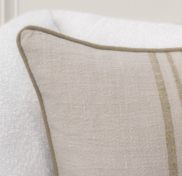 Larkin Pillow