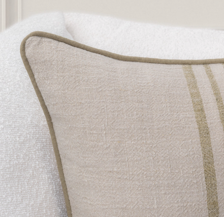 Larkin Pillow