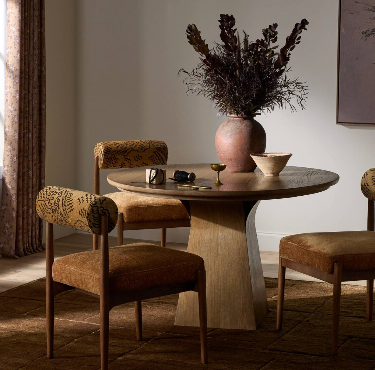 The Bella Dining Table