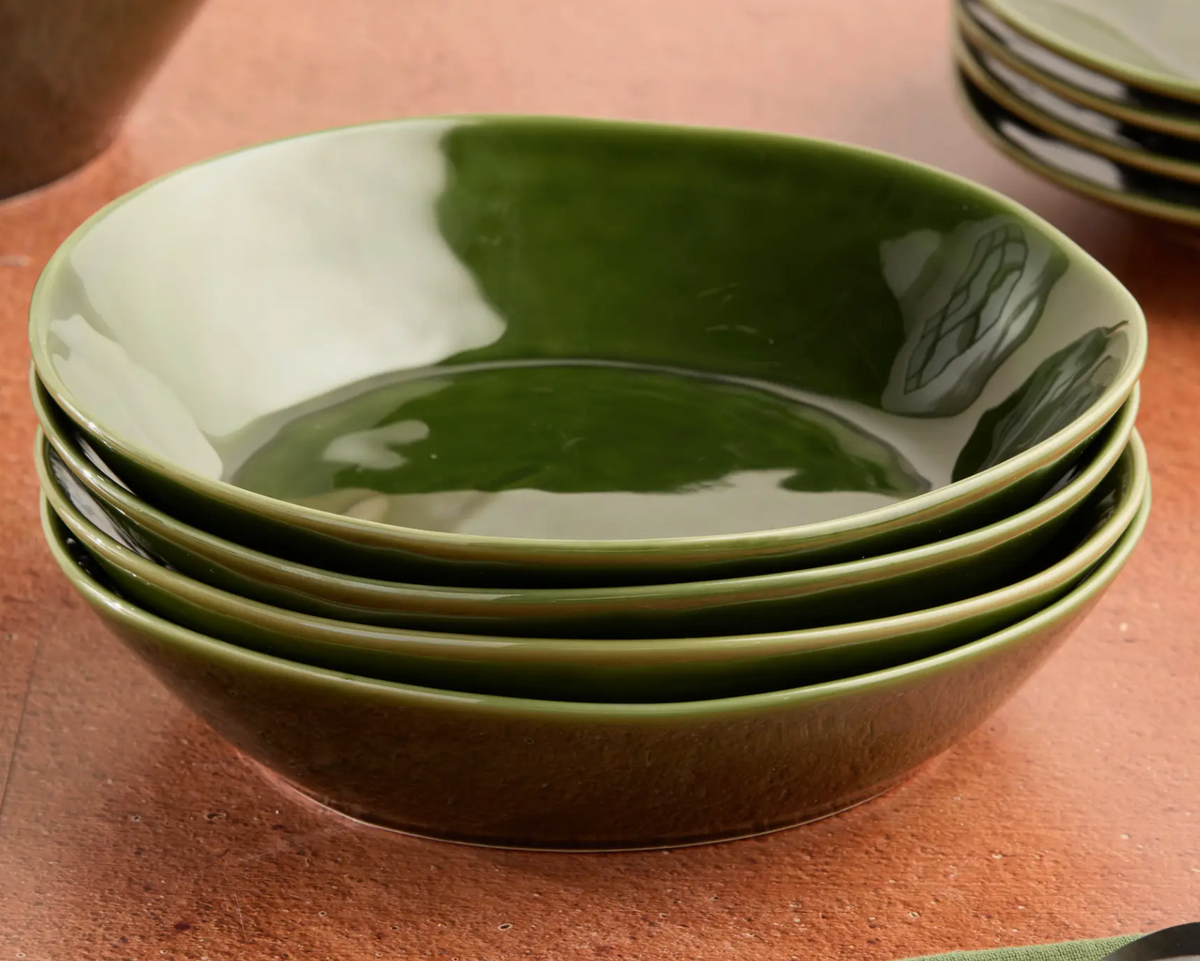 Verde Dinnerware Collection