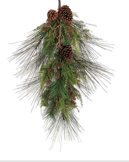 Erie Pine & Fern Teardrop Wreath
