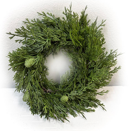 9" Cedar Wreath