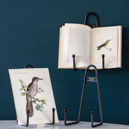 The Curator's Wall Easel