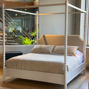 Connecticut Canopy Bed