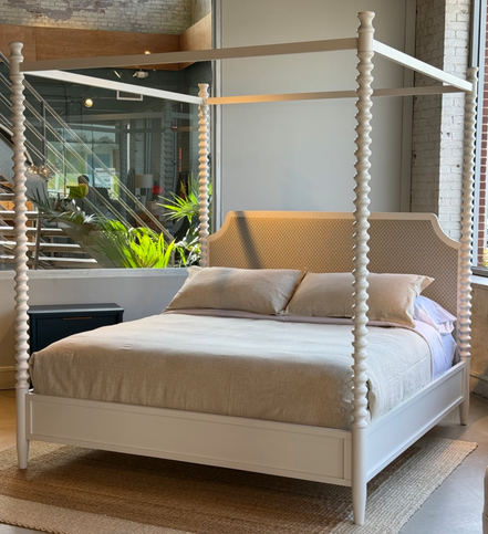 Connecticut Canopy Bed