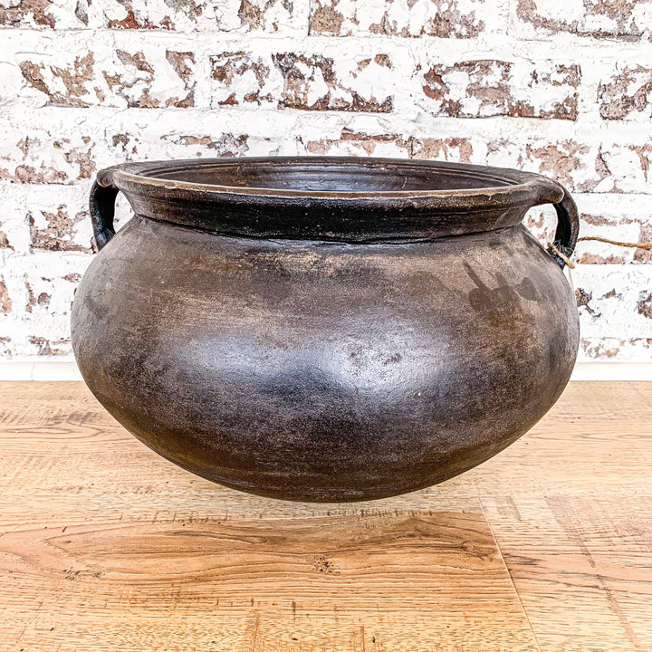 Black Clay Pot w/ Handle