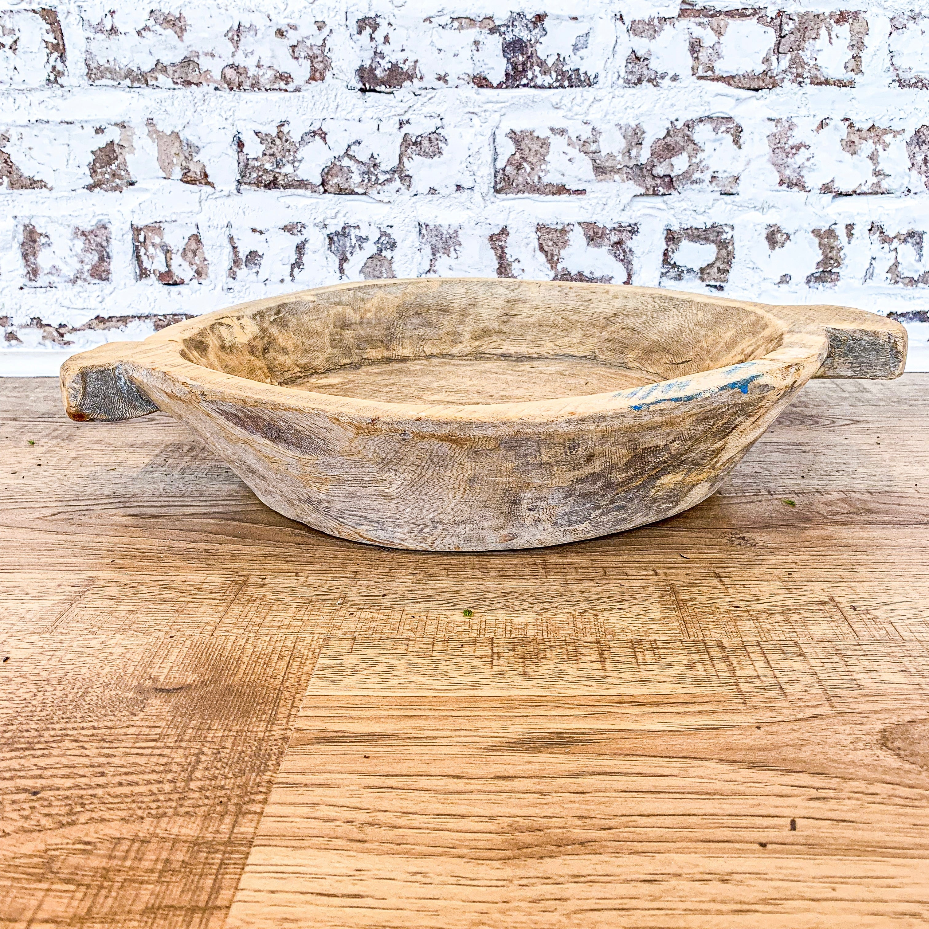Wood Round Bowls w/ Duck Handles