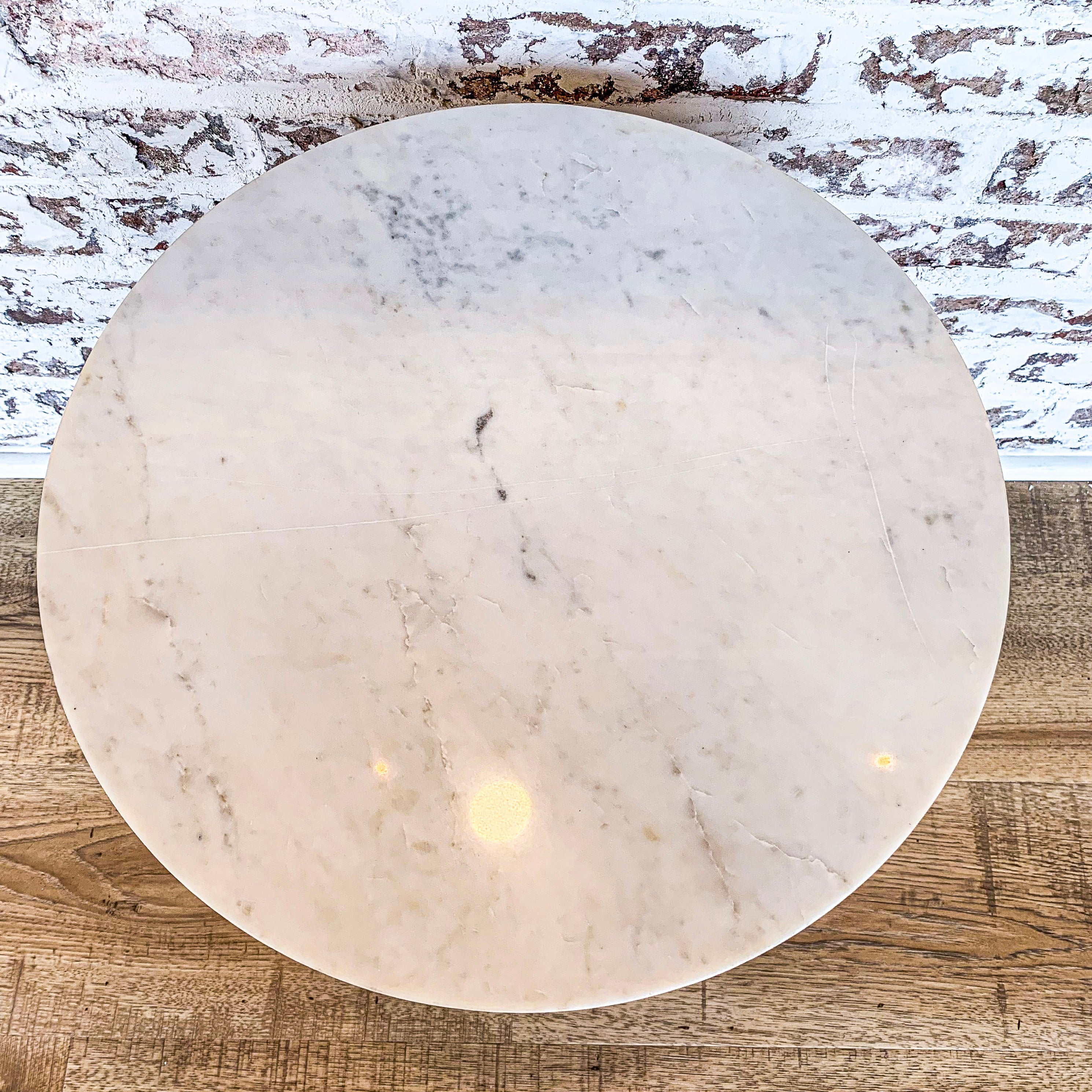 Metz Pedestal Table