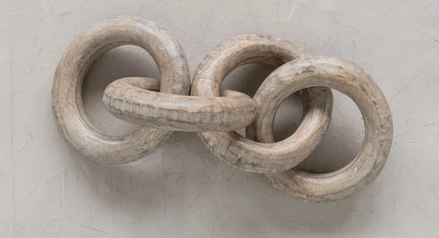 Mango Wood Chain Décor w/ 4 Ring Shaped Links